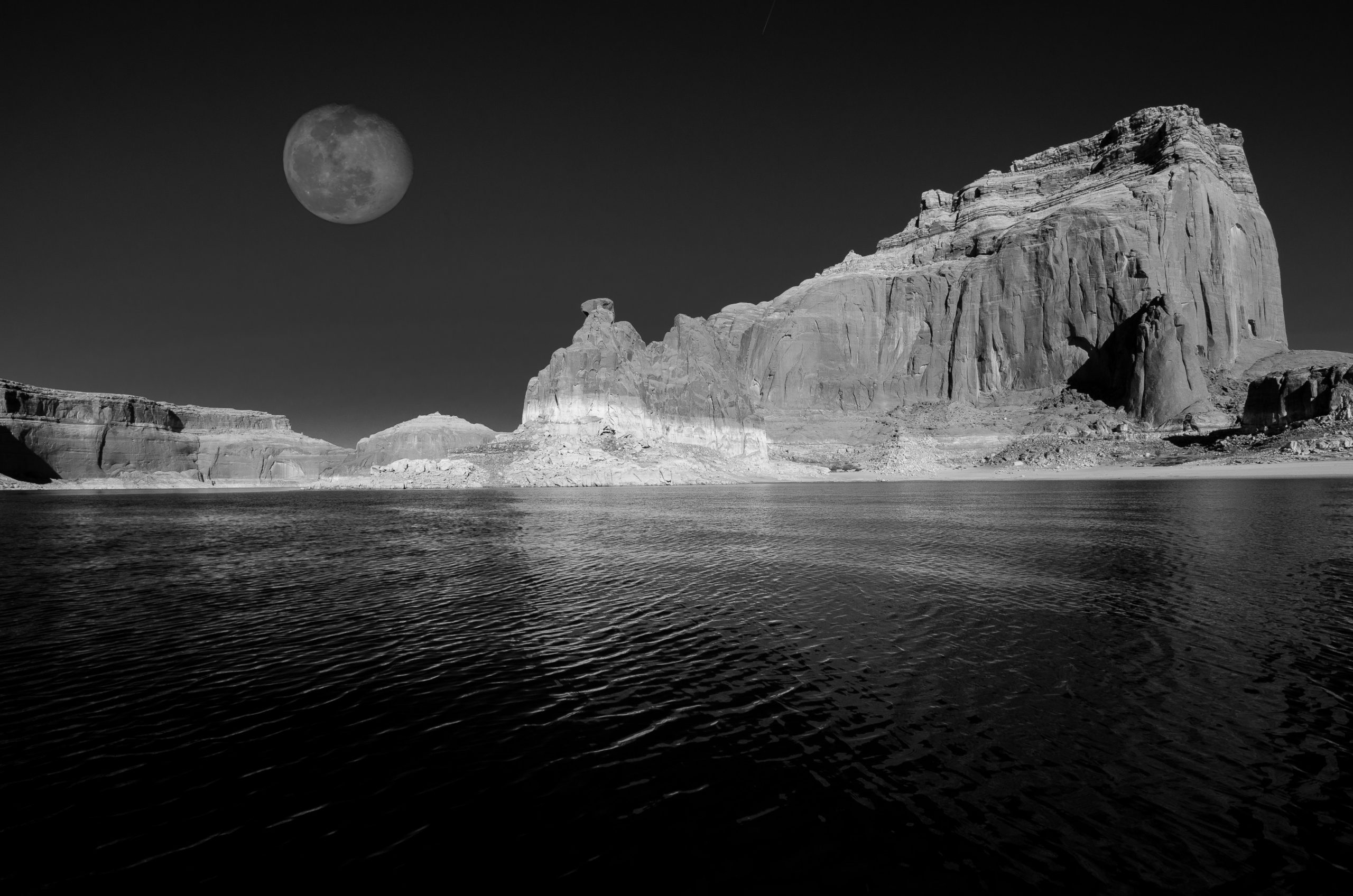Gooseneck Point Moon